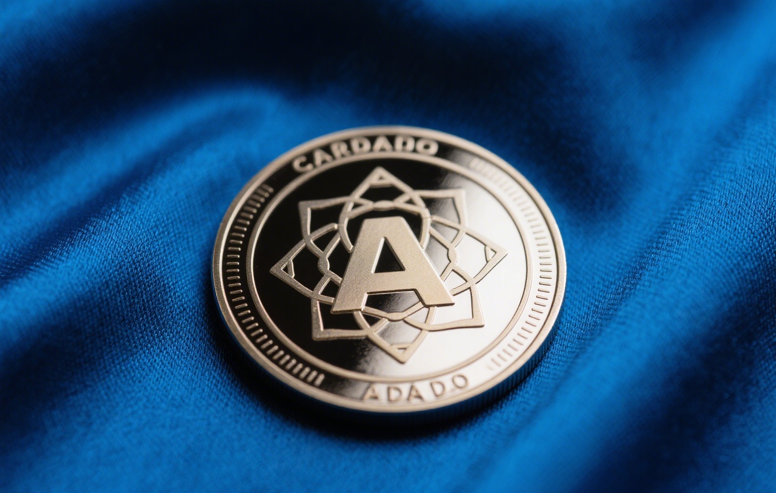 稳定币涨停现象解析：市场波动下的避险新趋势与投资逻辑